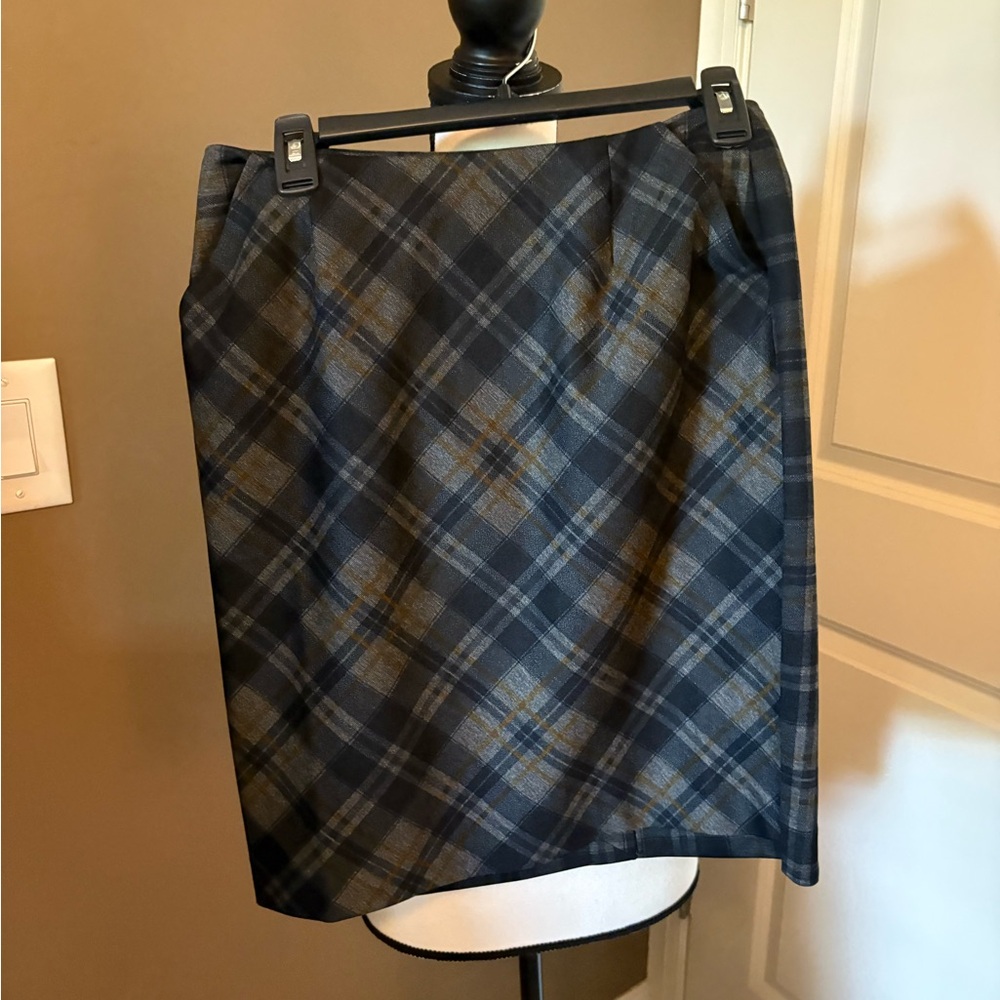 Vintage CAbi Plaid Pencil Skirt in Blue and Brown